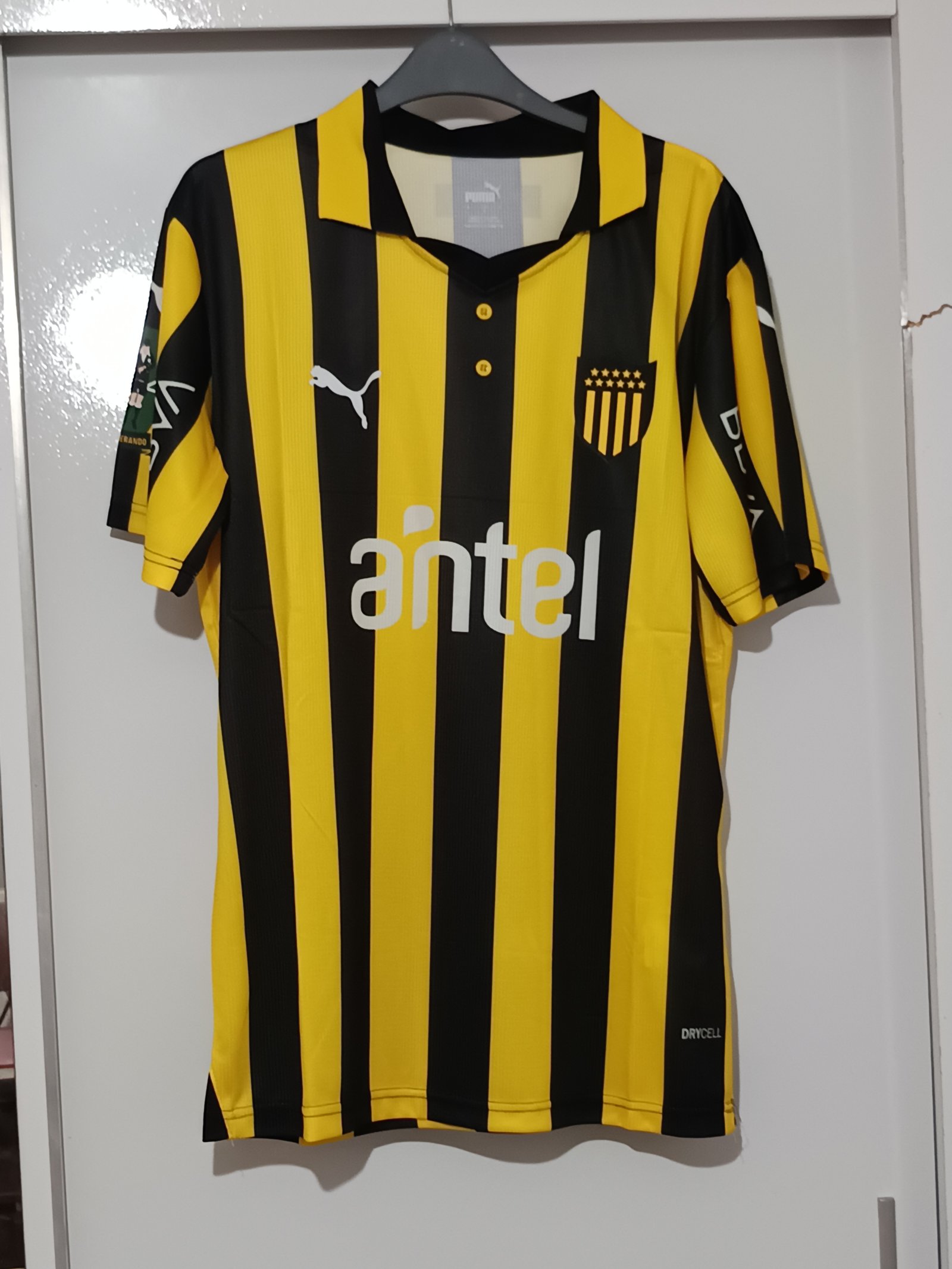 Camiseta Peñarol de la fuga 