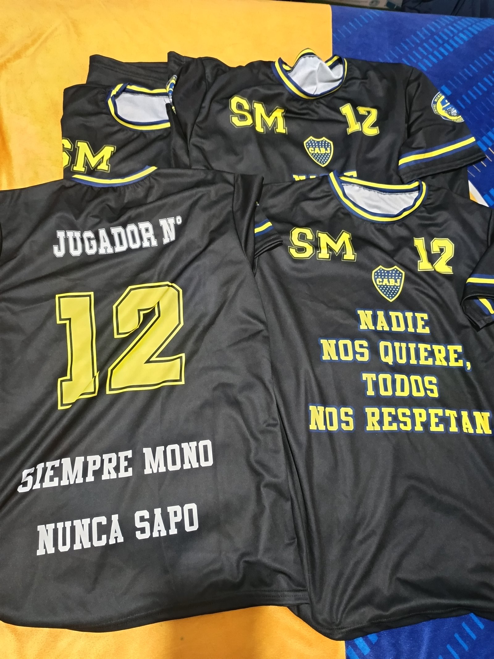 Remera siempre mono nunca sapo 