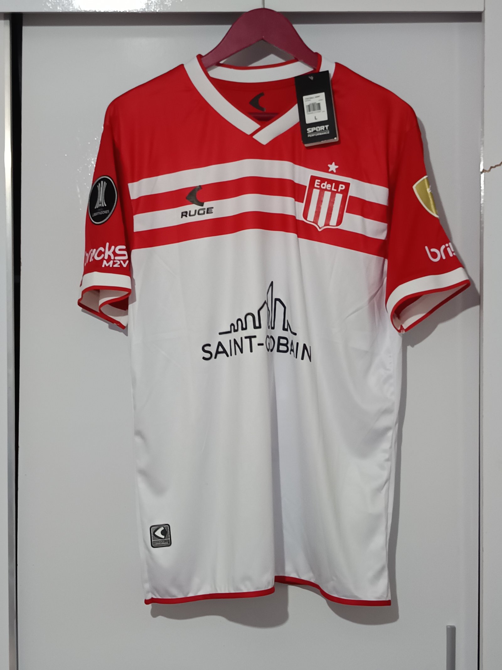 Camiseta alternativa 2025